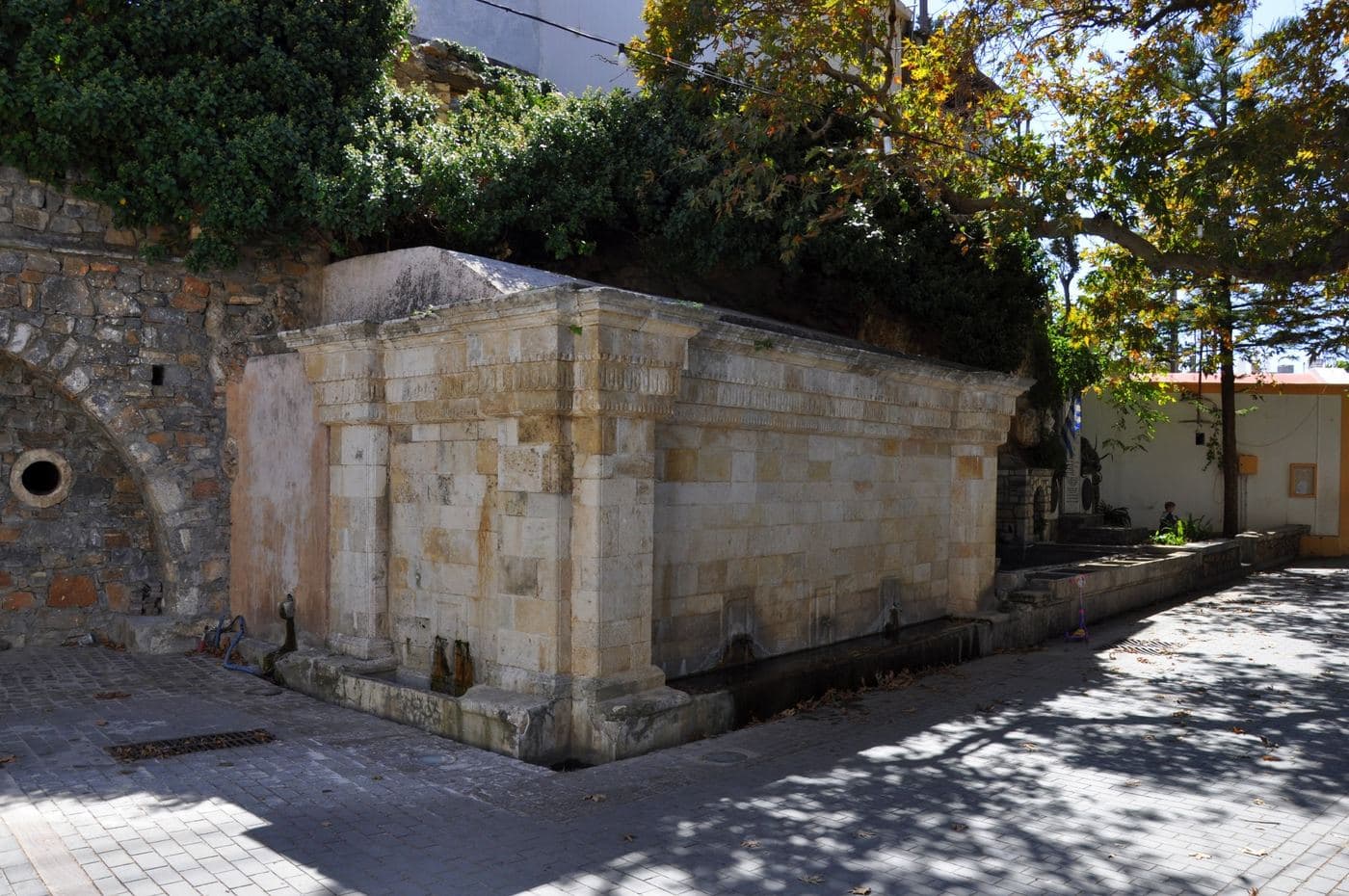 Amariano Fountain 2