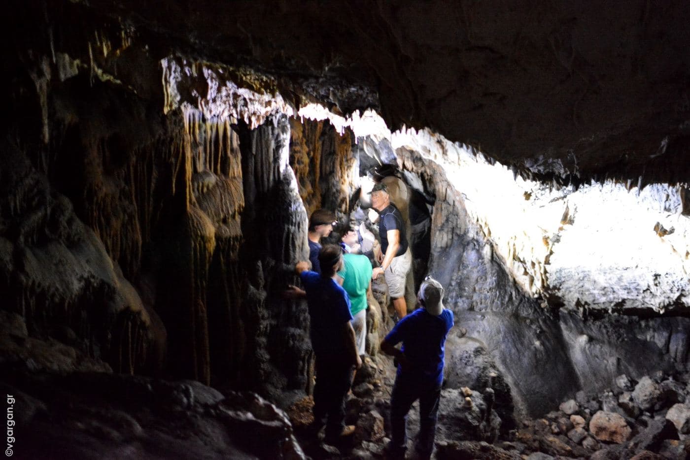 Apoloustres Cave 3
