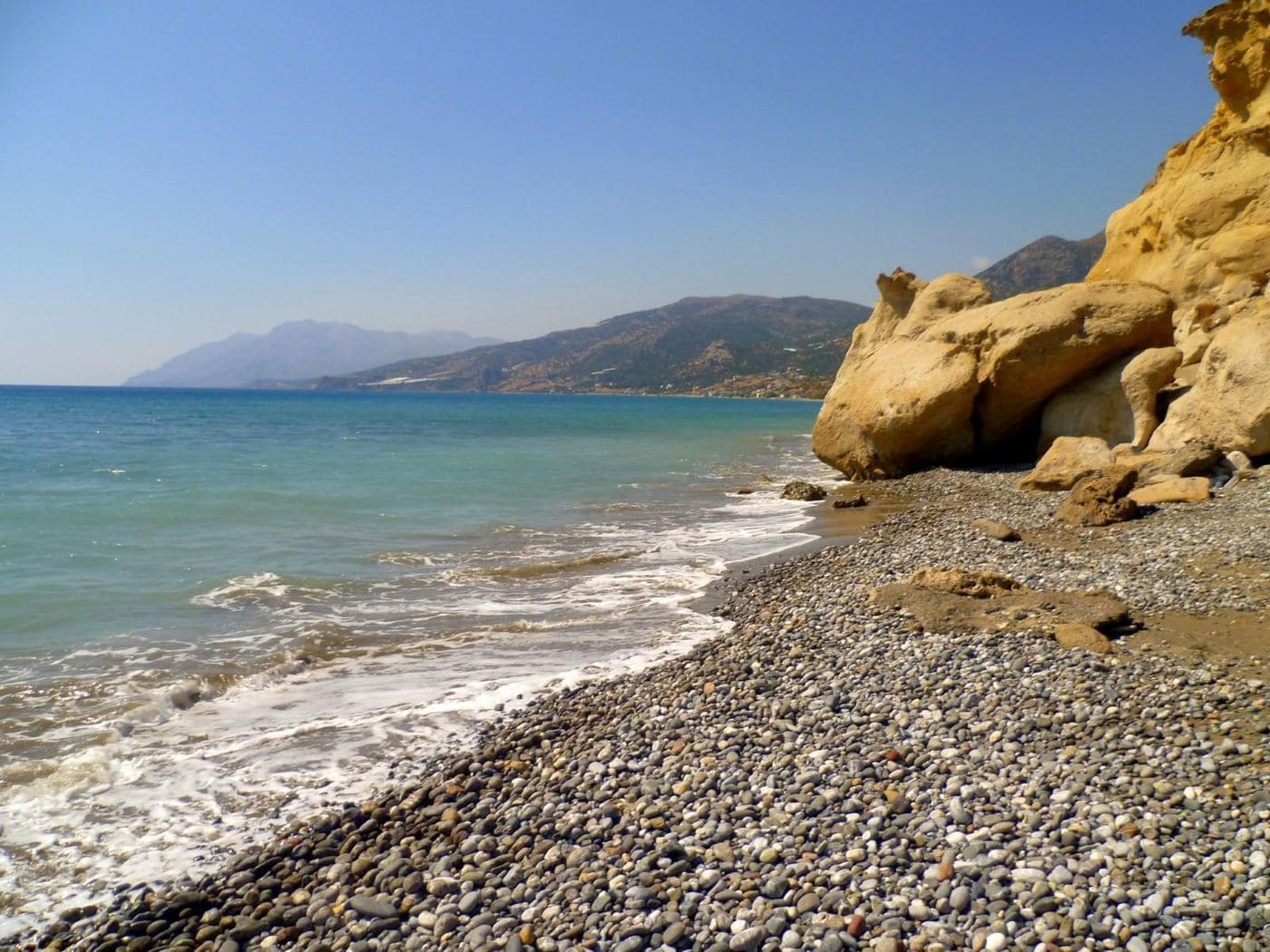 Armenopetra beach 2