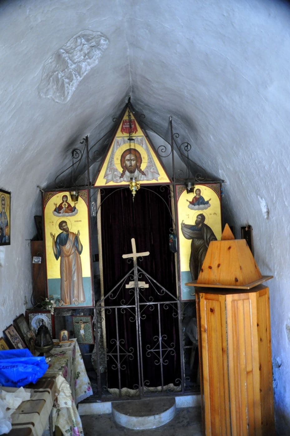 Church of Saint Onesimus at Metaxochori 2