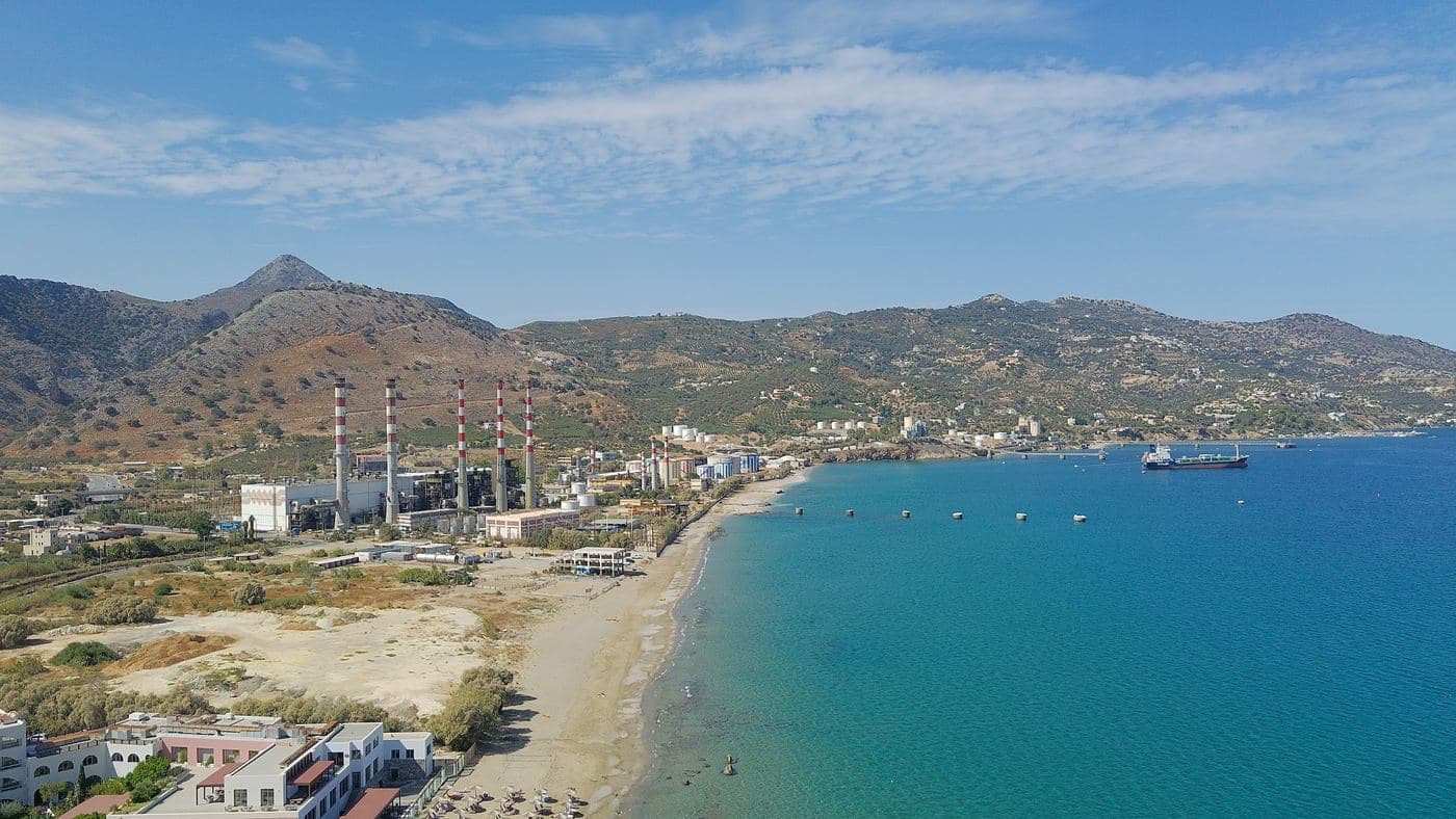 Ellinoperamata beach 2