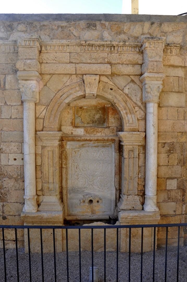 Idomeneas Fountain