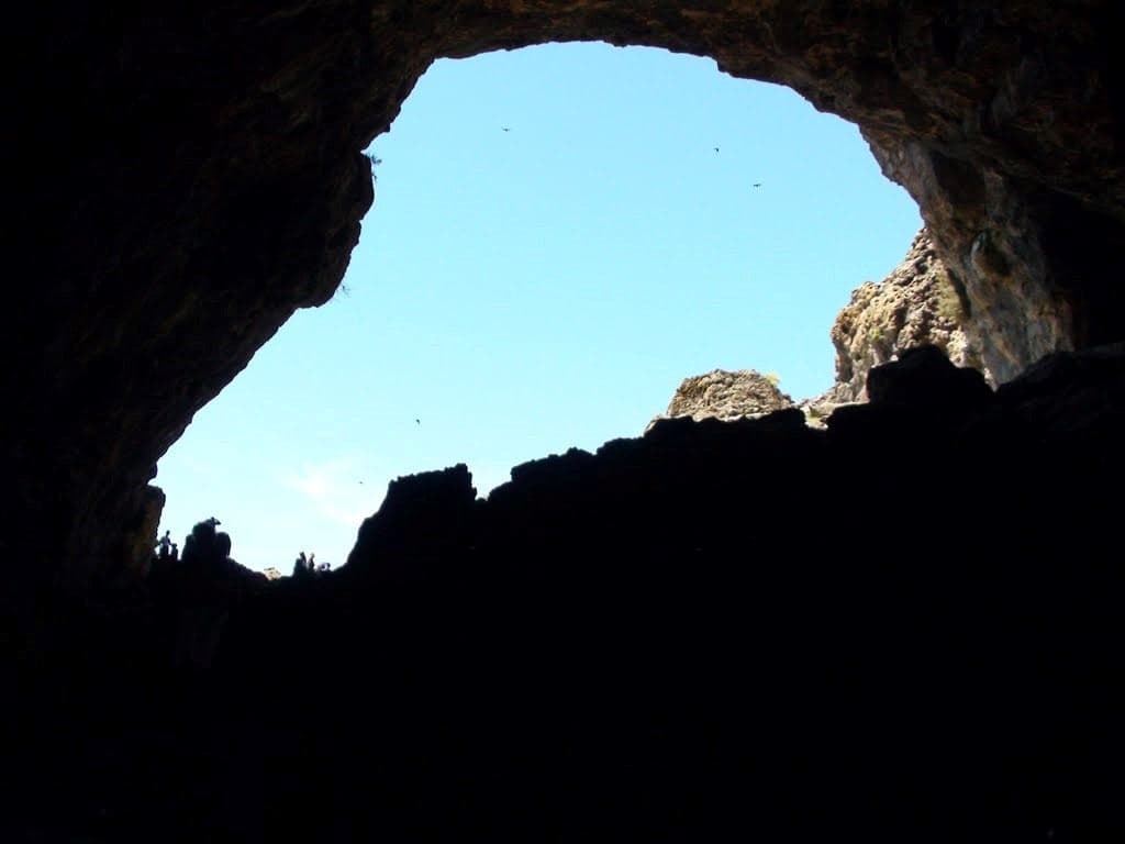 Kamares Cave