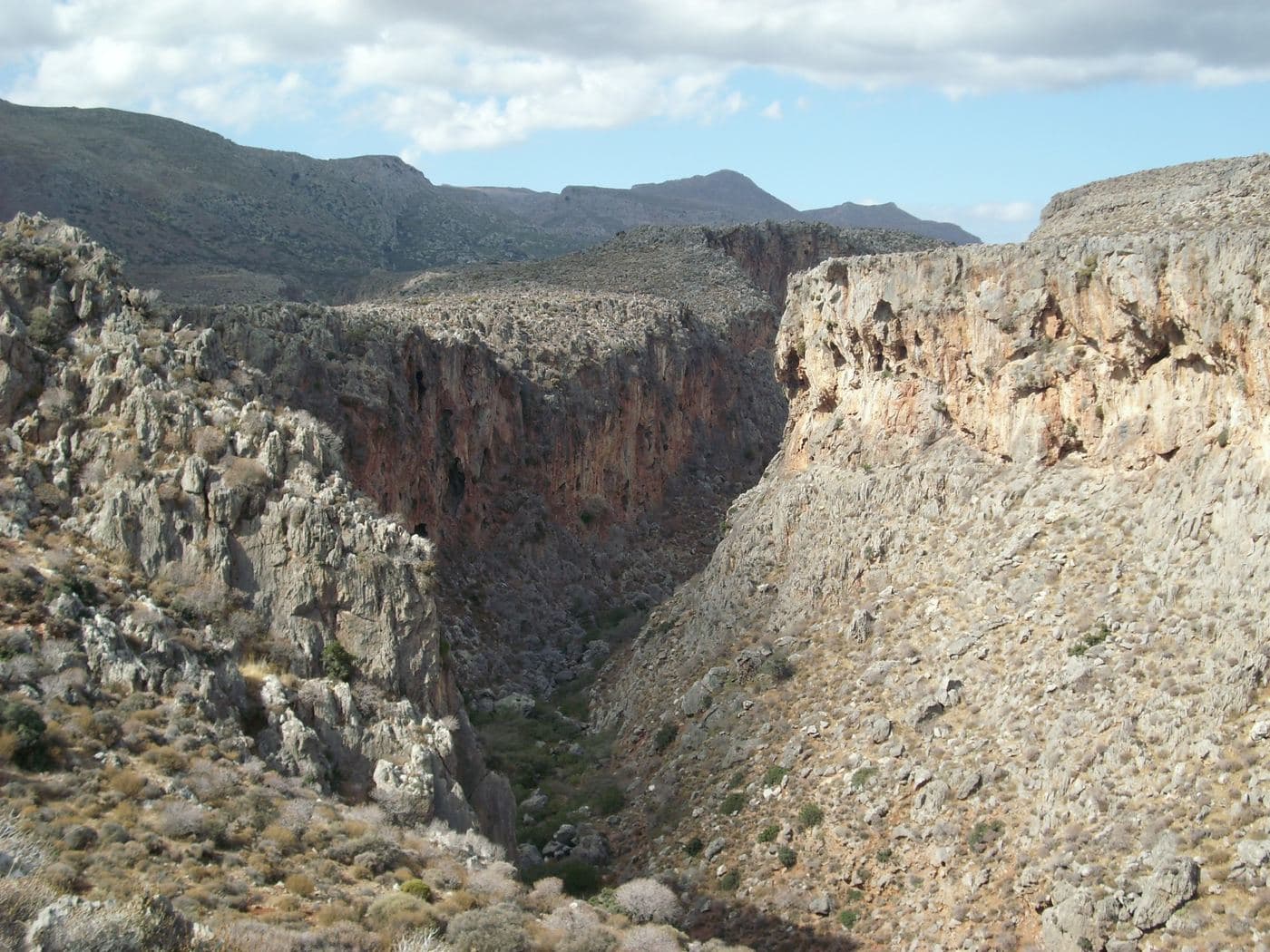 Katsounaki Gorge
