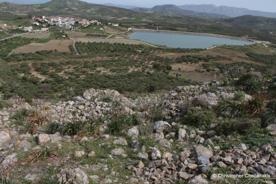 Kefala hill by Damania