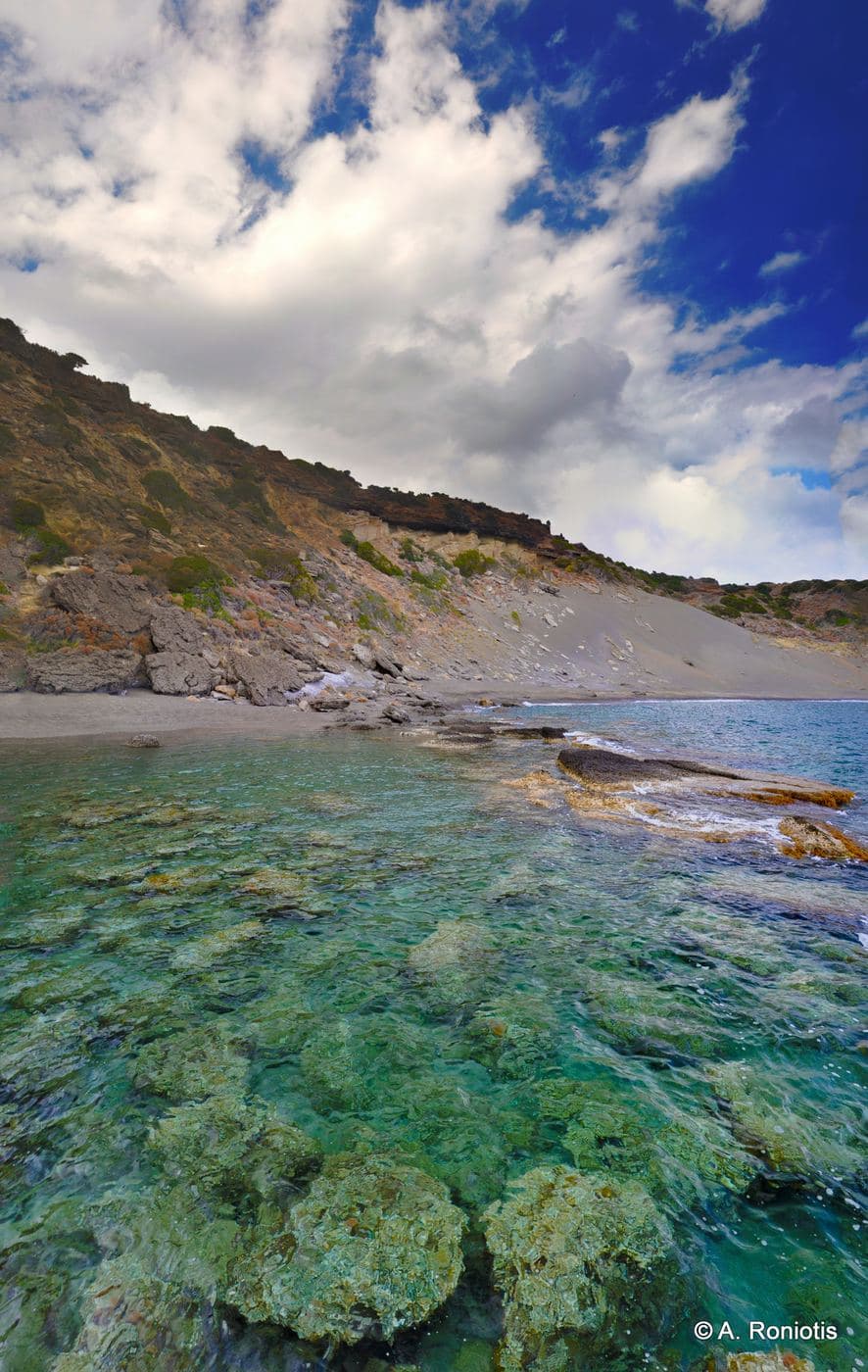 Krassas beach near Tsoutsouras 3