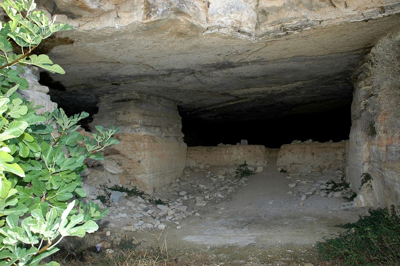 Lavyrinthaki Cave 2