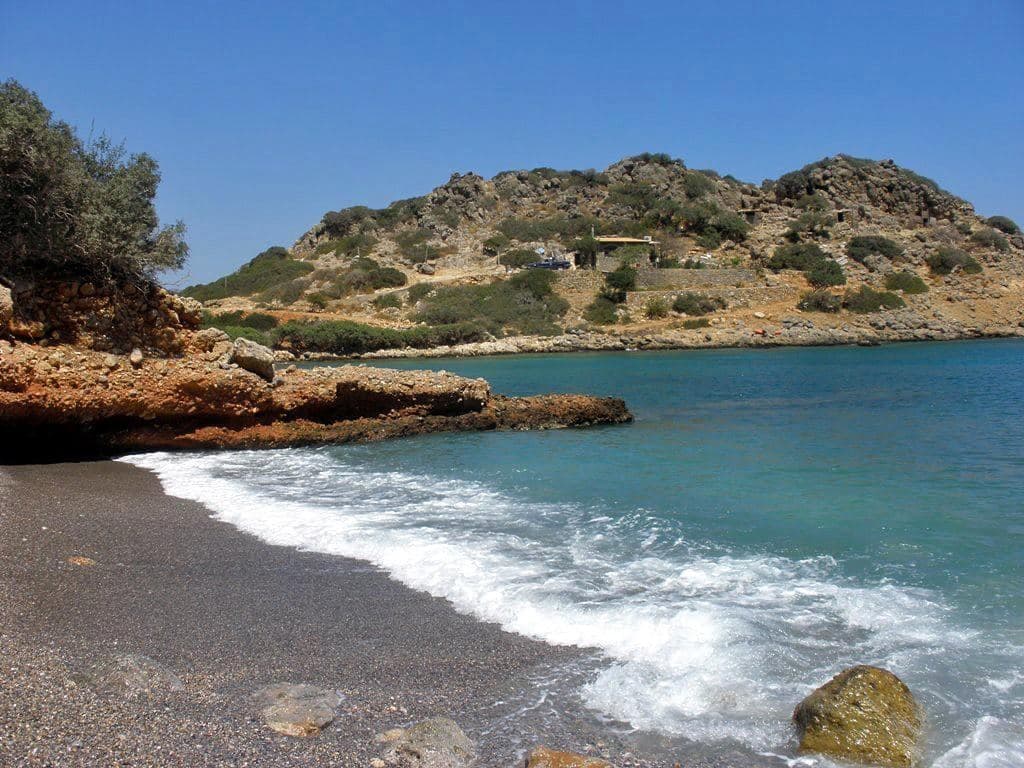 Listi Spilios beach