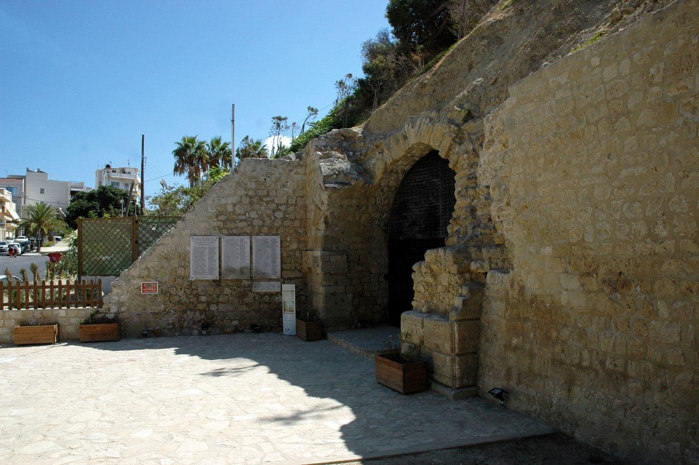 Makasi Gate 2