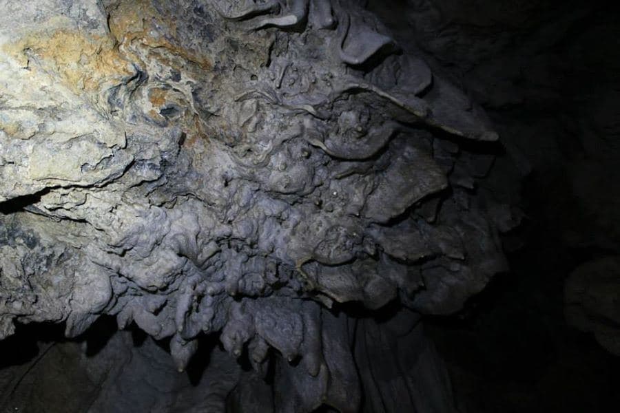 Marathokefala Cave