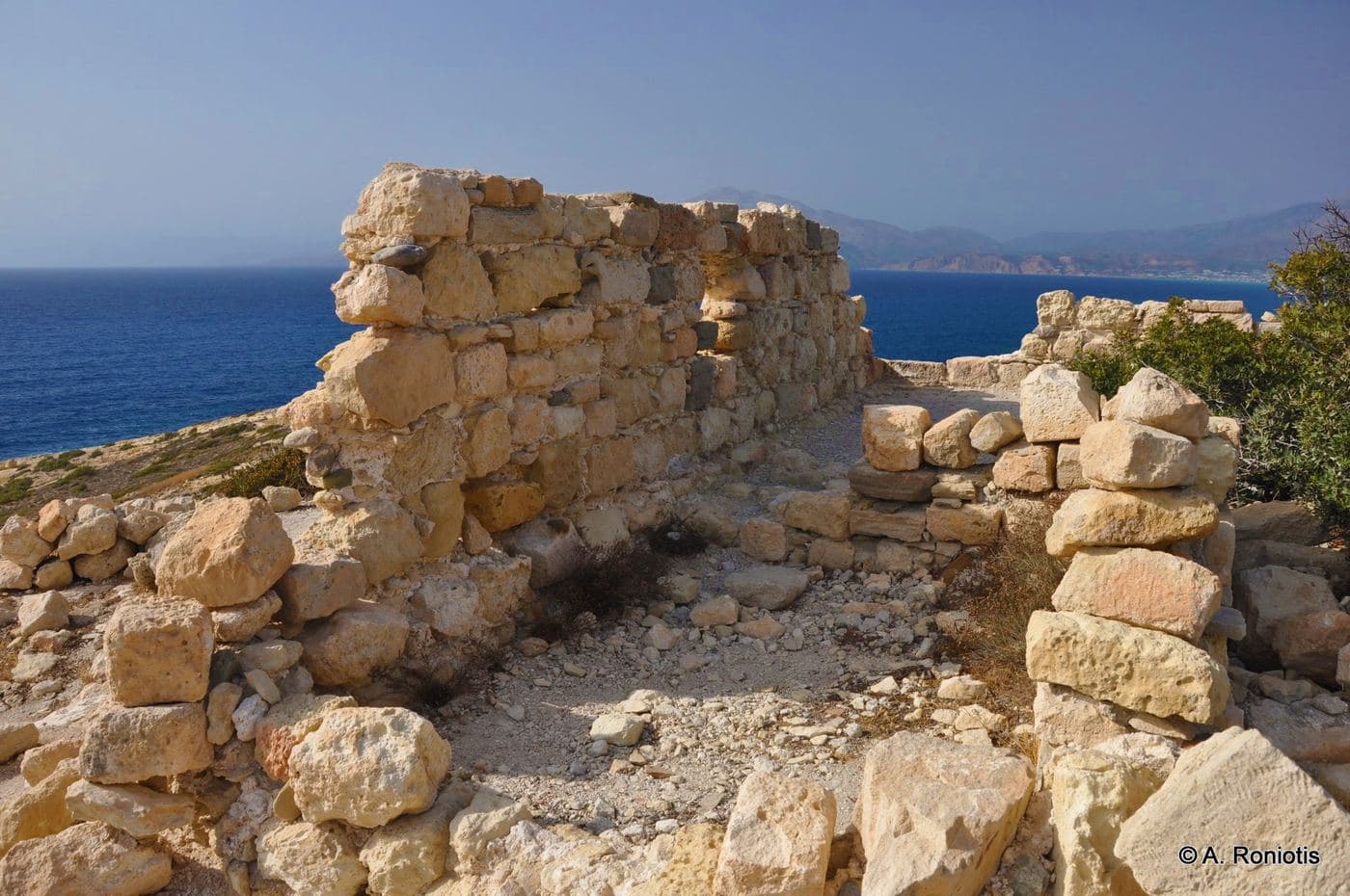 Matala tower (koule) 2