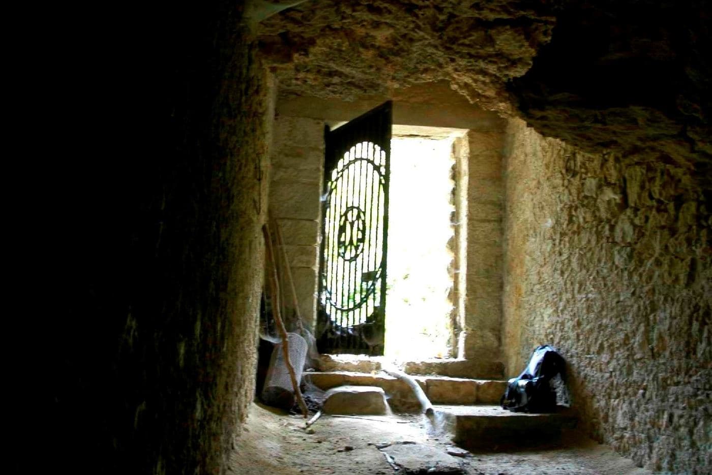 Neraidospilios Cave at Astraki 3