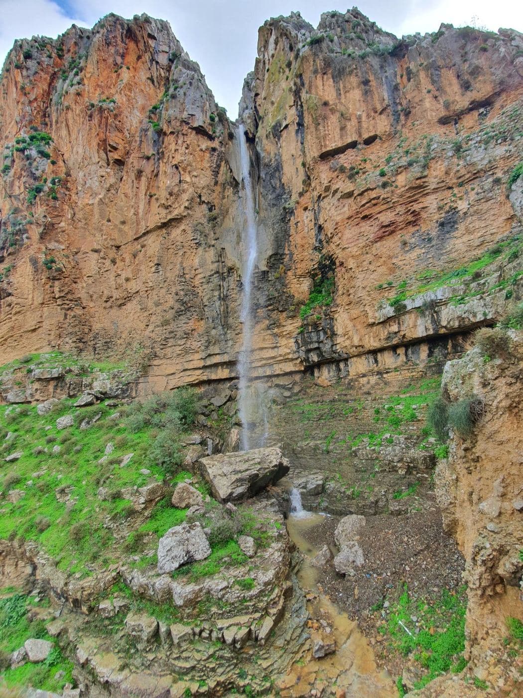 Rechtras Fall at Apesokari