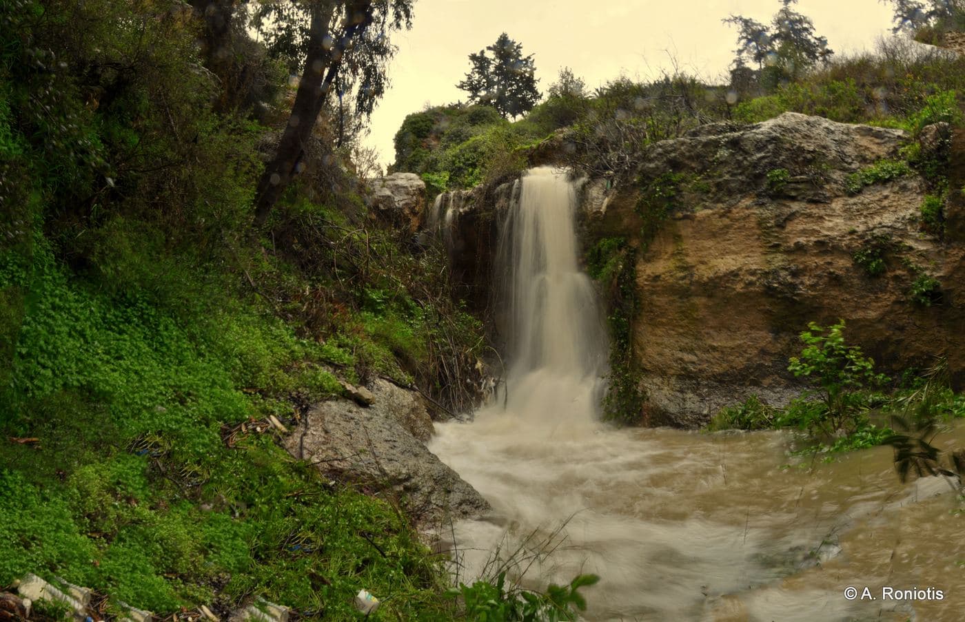 Spilia Falls