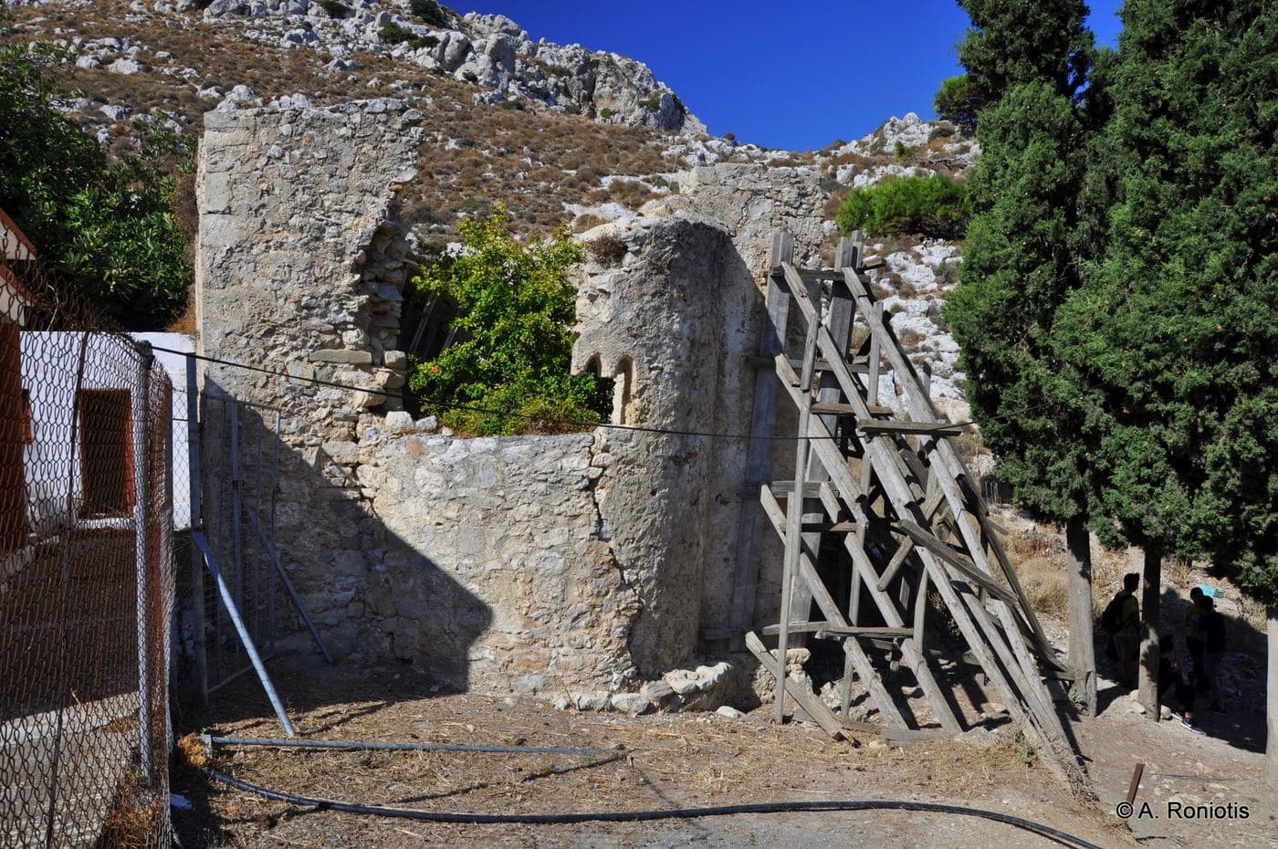Temenos Fort (Rocca)
