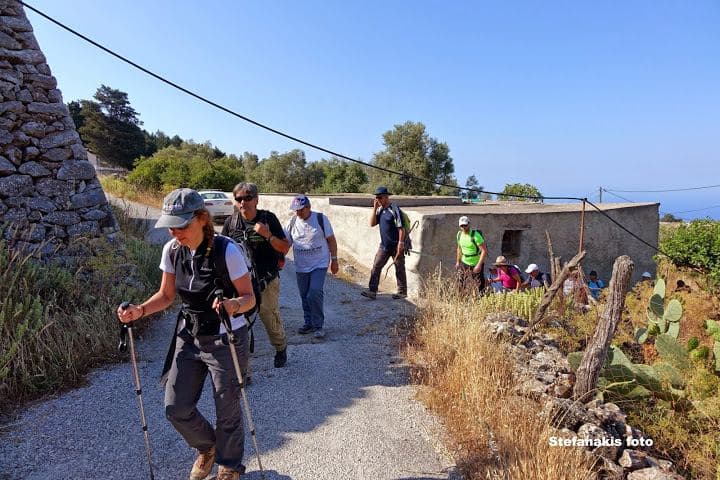 Trail Agios Ioannis - Drakolaki Cave