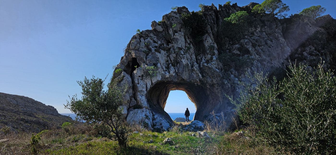 Tripiti hole at Skinaria 2