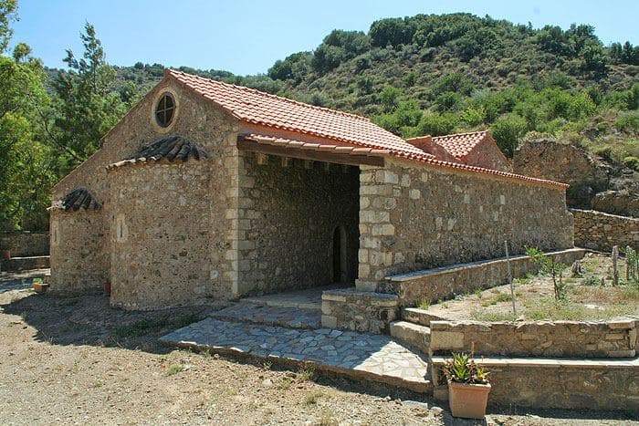 Varsamonero Monastery in Vorizia 2