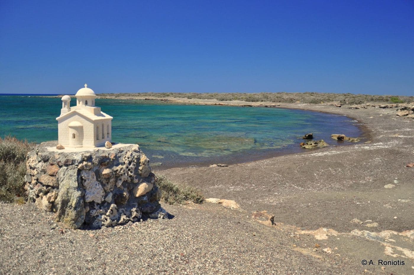 Vlychadia beach, Chrissi