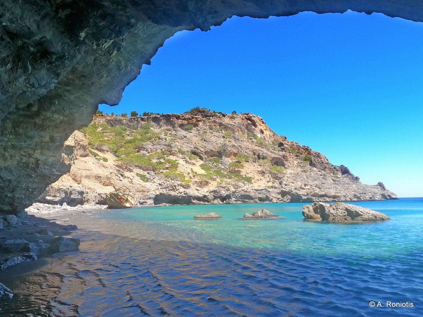 Agios Antonios beach 3