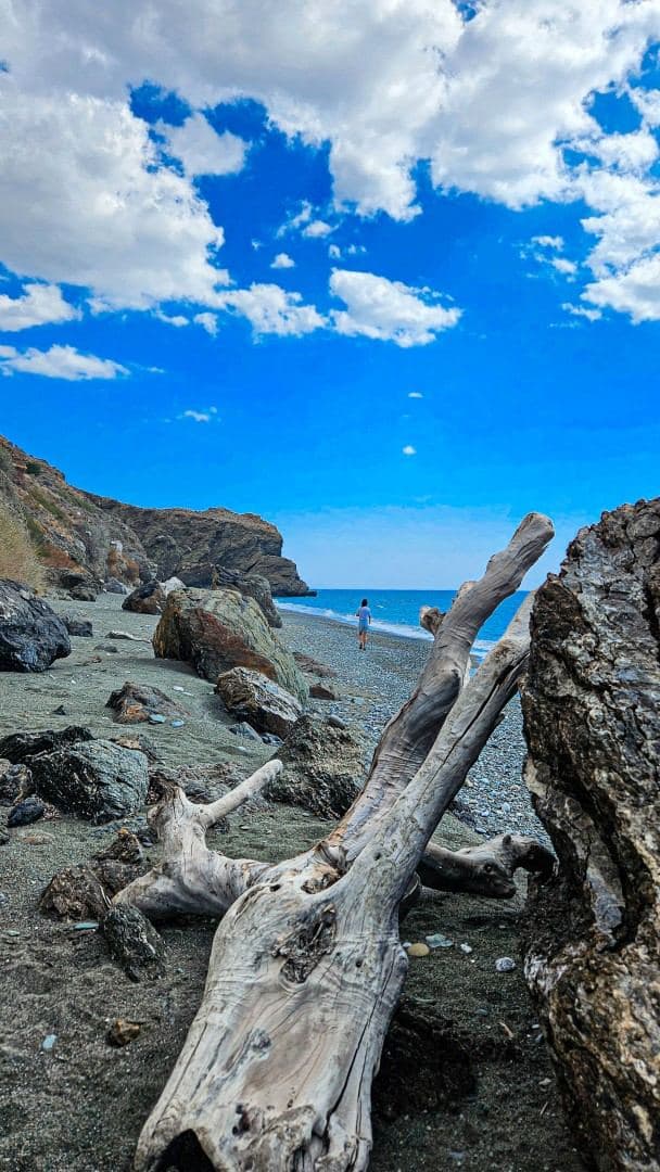 Agios Onoufrios beach (Antiskari) 3