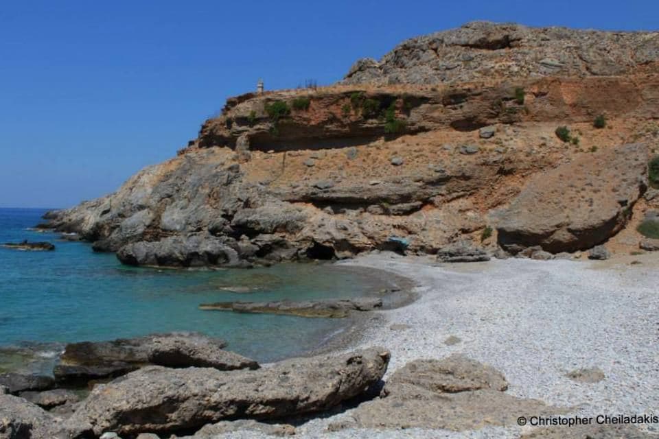 Ammoudi beach at Sfakia 3