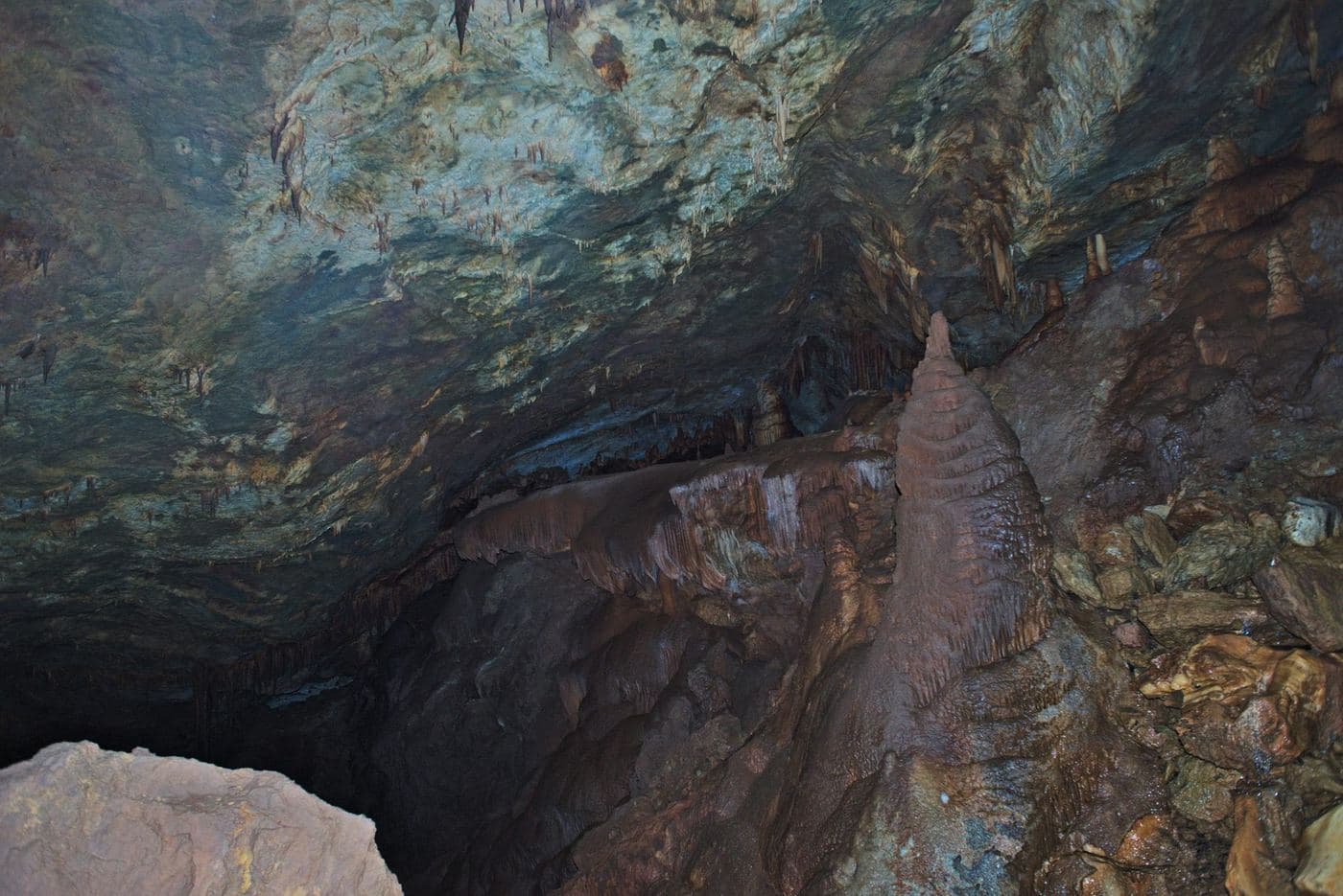 Ano Peristeras Cave 3