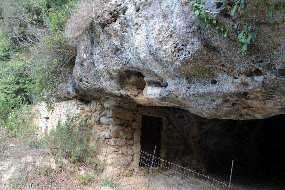 Church of Saint Anthony at Roustika 2