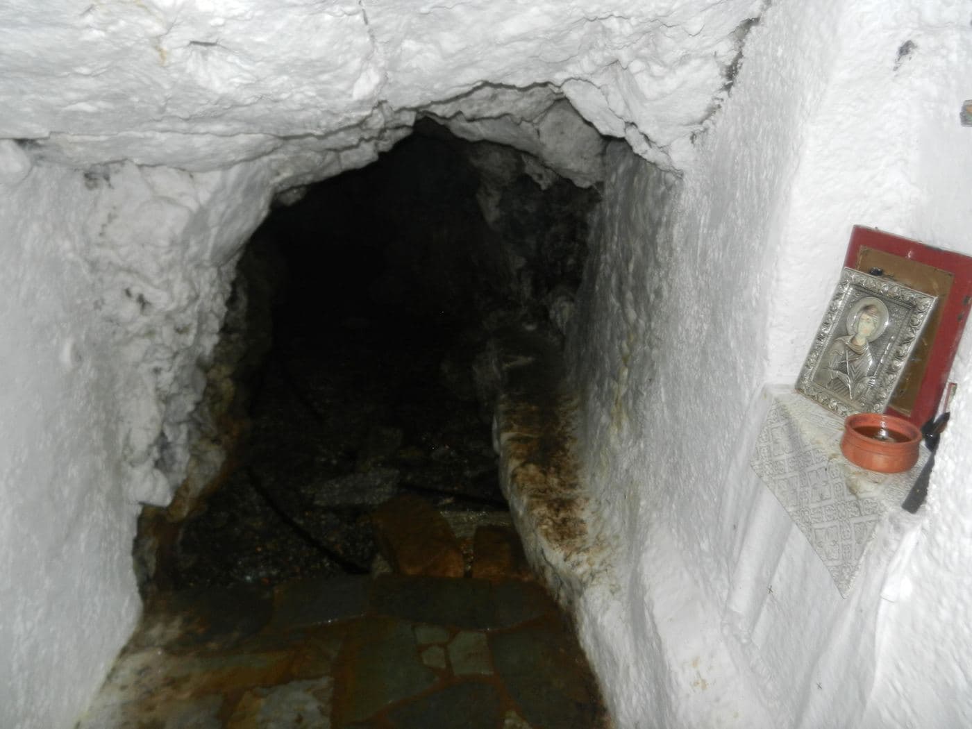 Cave of Agia Dynami at Argyroupolis