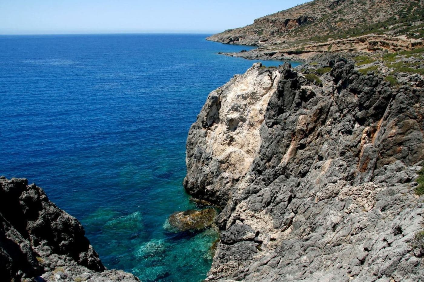 Cave Peristeras at Salamias 2