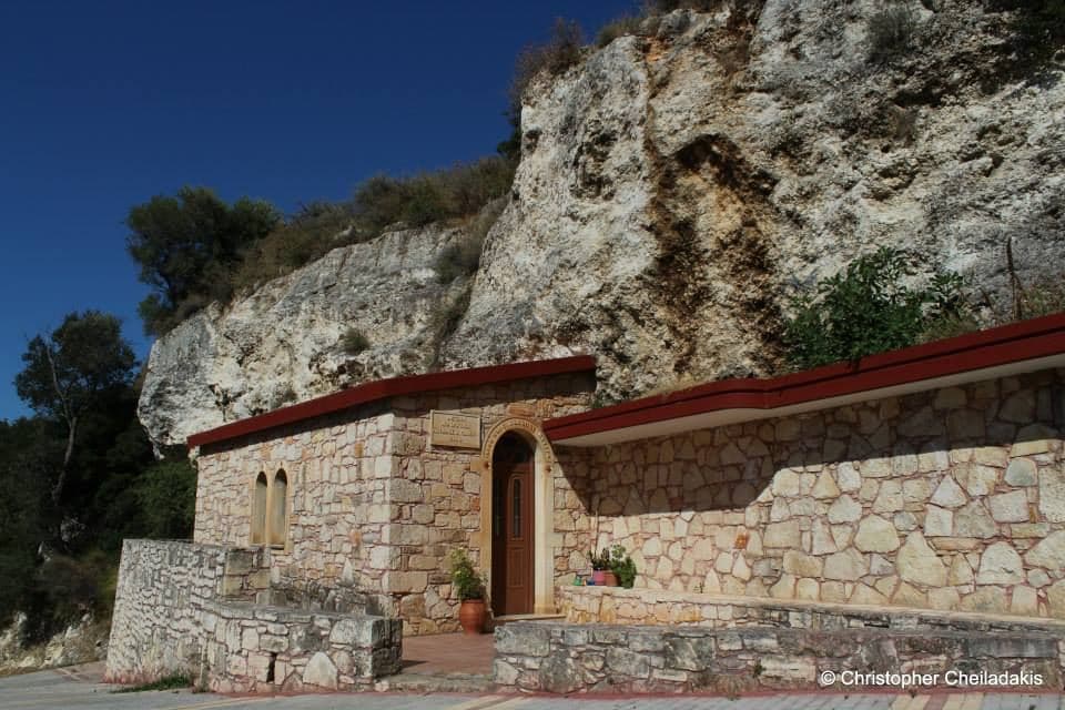 Zoodohos Pigi church at Tylissos 2