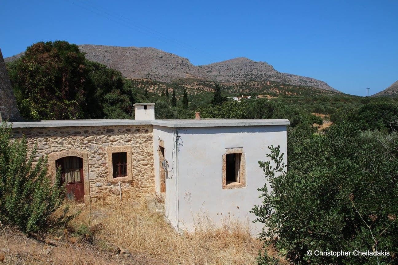 Chochlakies watermill