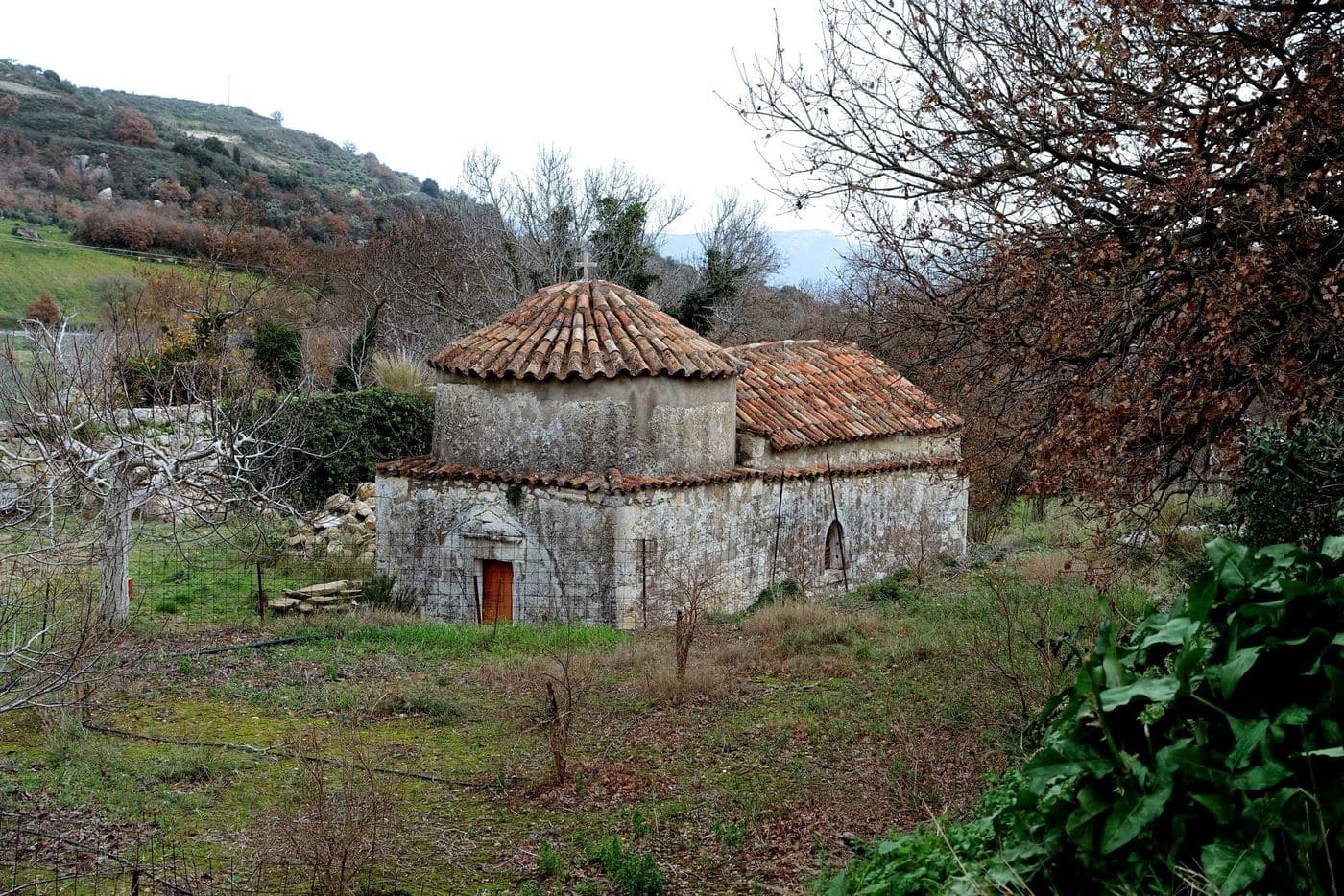Church of Saint George Chostos at Pirouniana