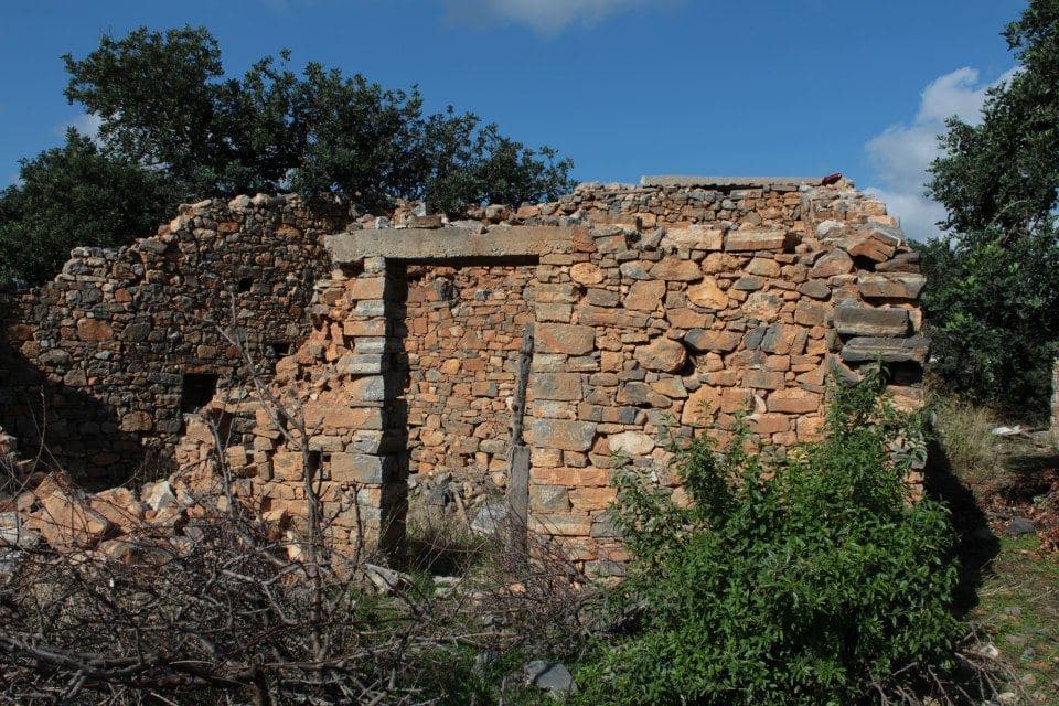 Village Drakos 2