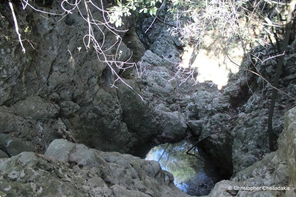 Kaminolakos Gorge
