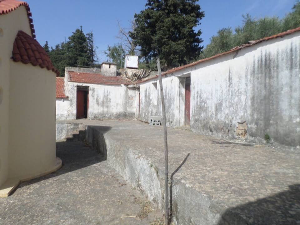 Gra Kera Monastery at Deliana 2