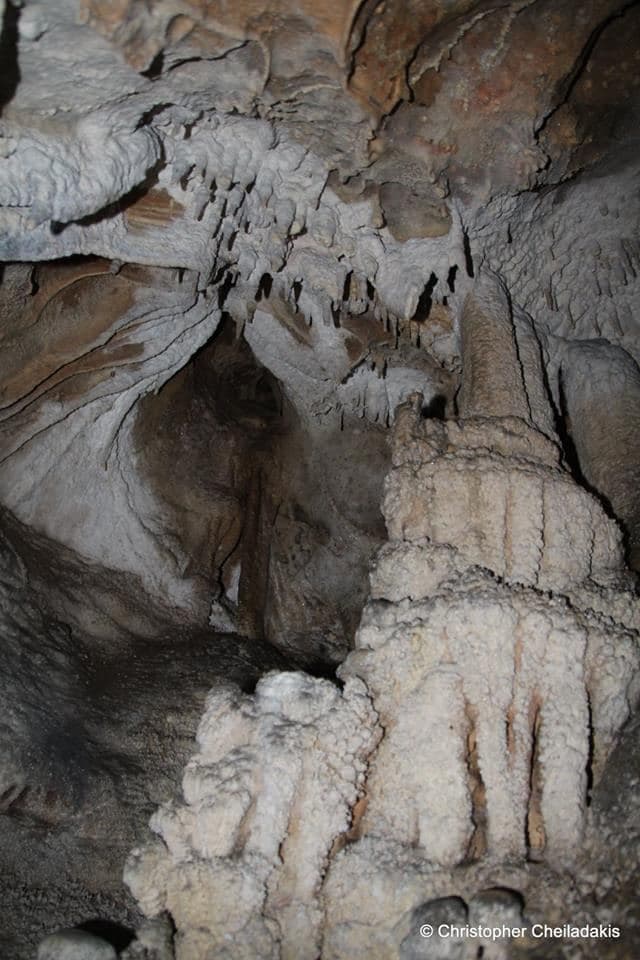Hamoto Spiliari Cave 3