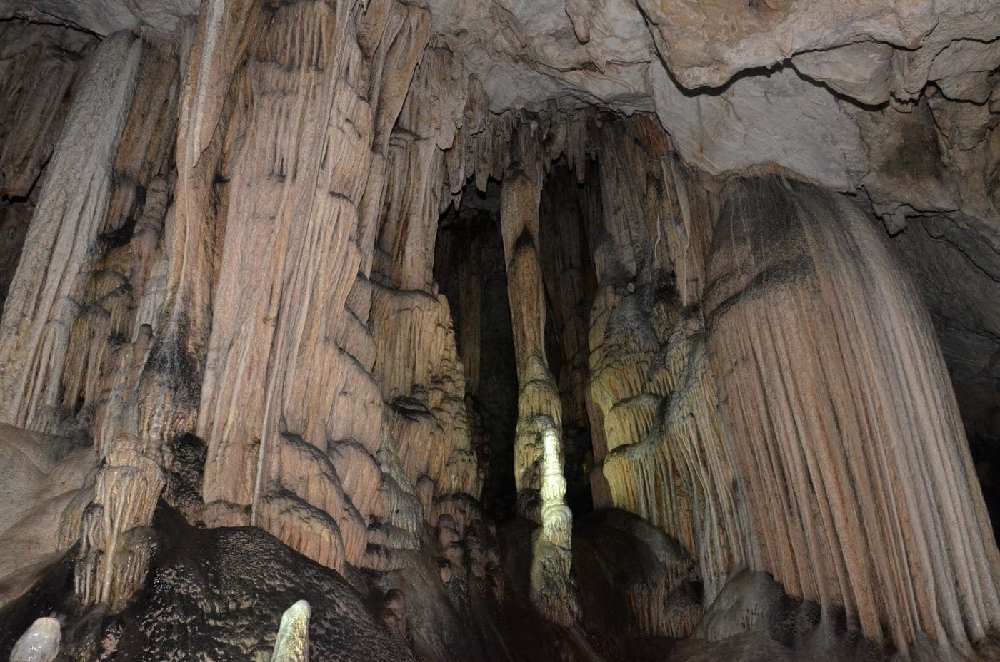 Katofygi Caves