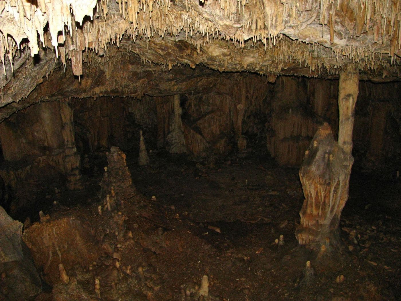 Koumarospilios Cave 2