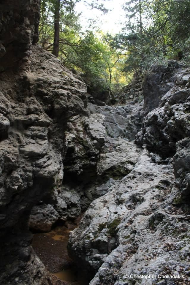 Laggos Gorge, Zourva 2