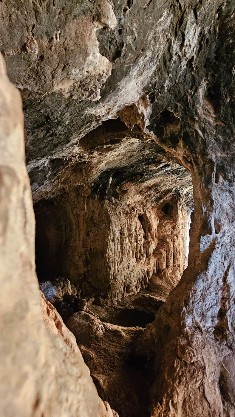 Lera Cave at Stavros