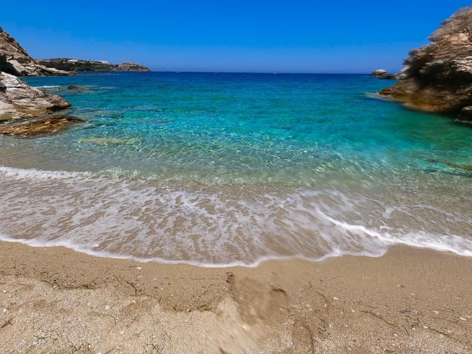 Parasfougario beach 3