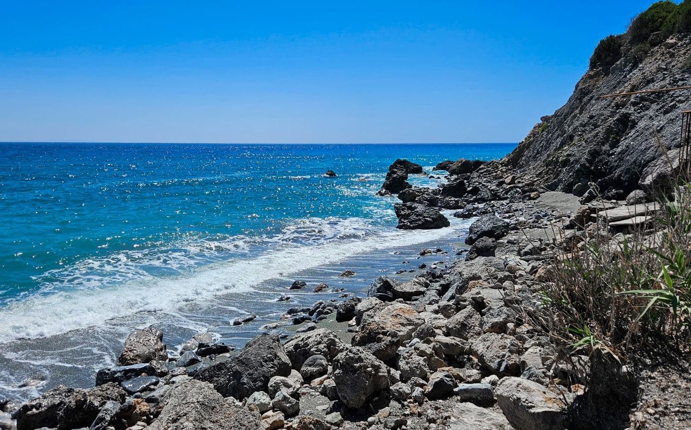 Pirgos beach, Kerames 2