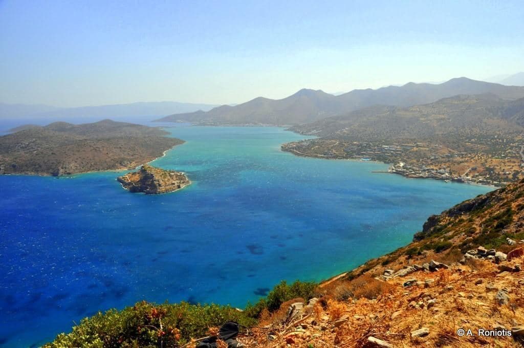 Plaka beach 3