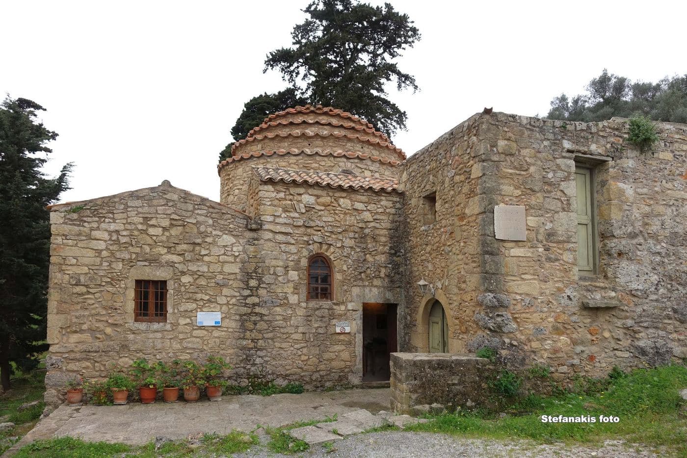 Michael the Archangel (Rotonda) church in Episkopi Kissamos