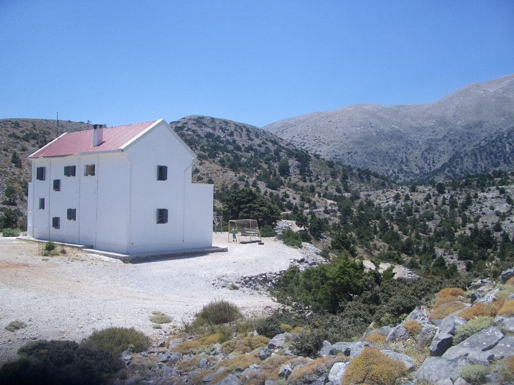Shelter Tavri