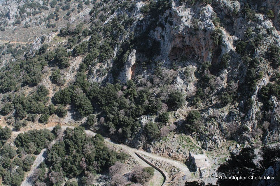 Tripiti Hole above Avdou 3