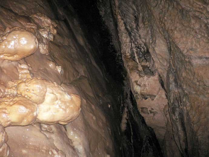 Tzanis Cave 3